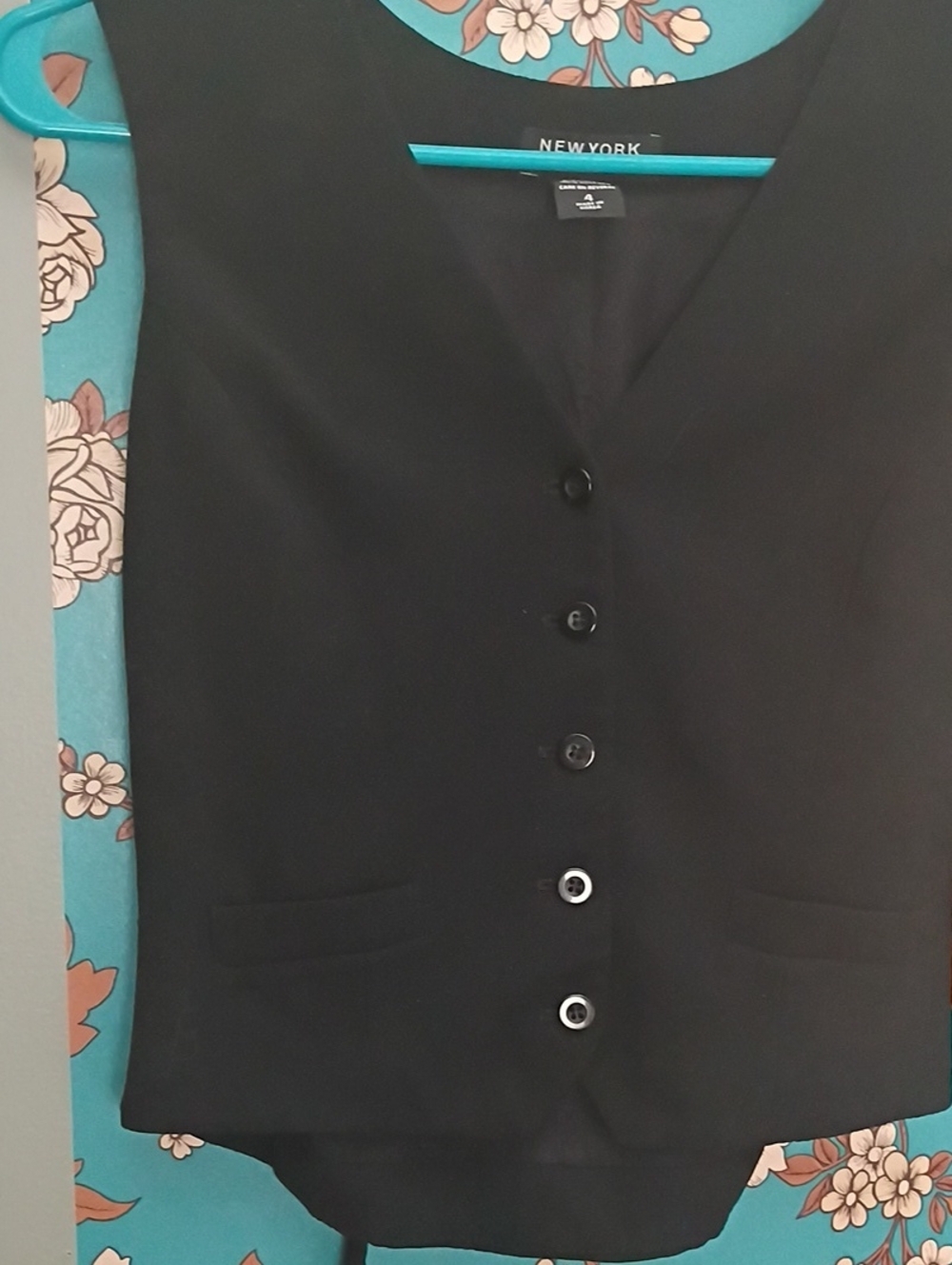 New York And Company Women's Vest/Waist Coat. 5 Button.